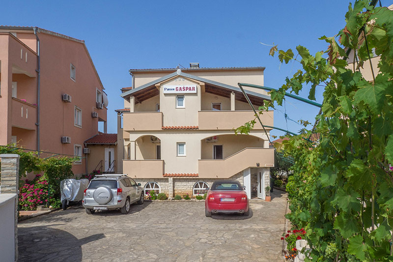 Pension-Gaspar_Biograd-na-Moru_Kroatien_Langzeitmiete-am-Meer_Probeurlaub