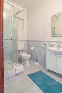 Pension-Gaspar_Biograd-na-Moru_Kroatien_Langzeitmiete-am-Meer_Probeurlaub