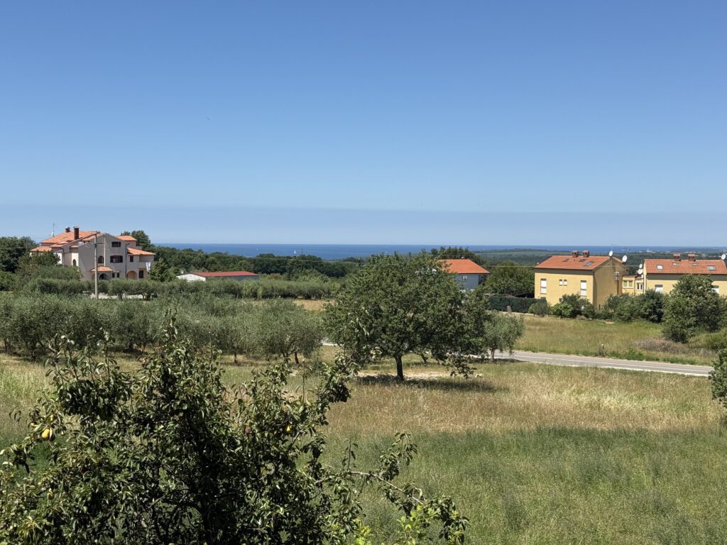 Viel Platz und Meerblick! Moderne Maisonettewohnung bei Poreč (Stranići bei Nova Vas)