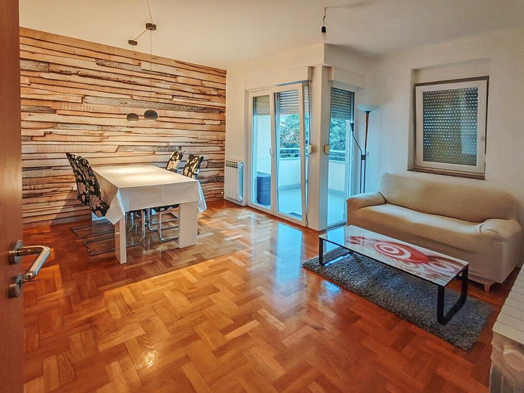 Dreizimmerwohnung in gepflegter Wohngegend von Pula