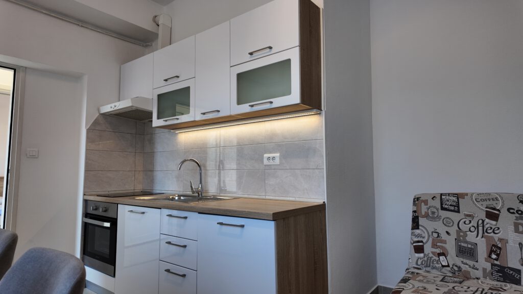 Kompakte Wohnung mit großzügiger Terrasse in attraktiver Lage von Zadar