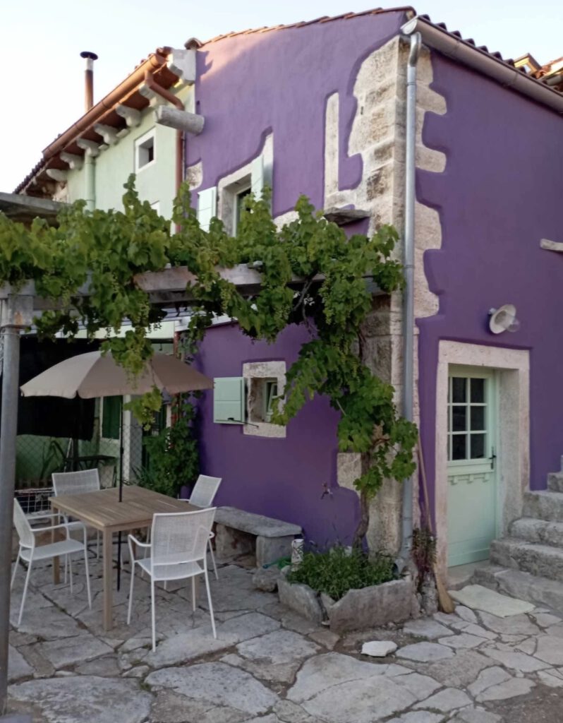 Charmantes, komplett renoviertes Steinhaus (ca. 300 Jahre alt) in Istrien – Langzeitmiete